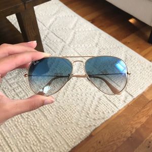 Authentic Ray-Ban Aviator Gradient Sunglasses